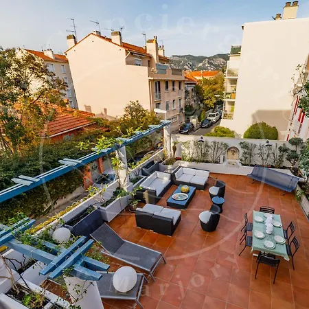 Une Terrasse Au Mourillon, Calme Et Proche Plages * Toulon