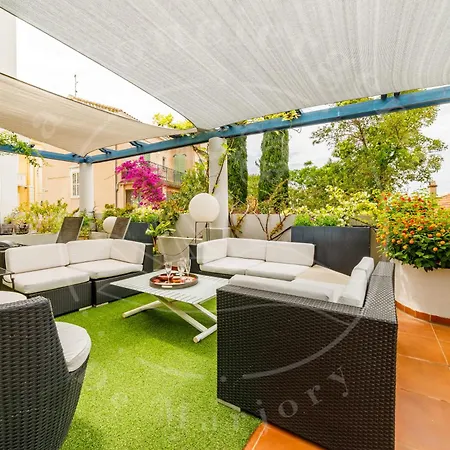Une Terrasse Au Mourillon, Calme Et Proche Plages * Toulon