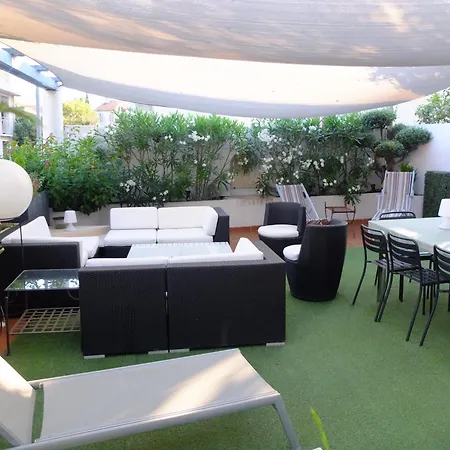 빌라 Terrasse Au Mourillon, Calme Et Proche Plages *