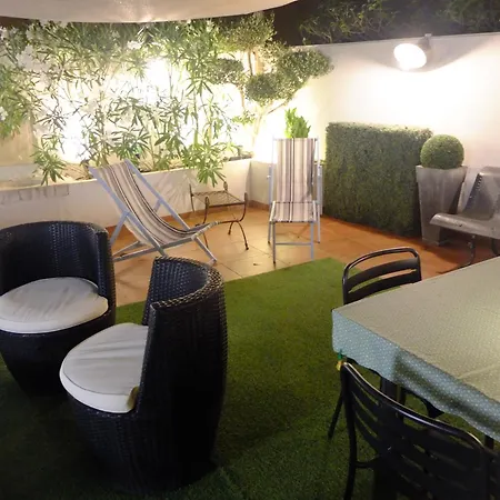 빌라 Terrasse Au Mourillon, Calme Et Proche Plages *